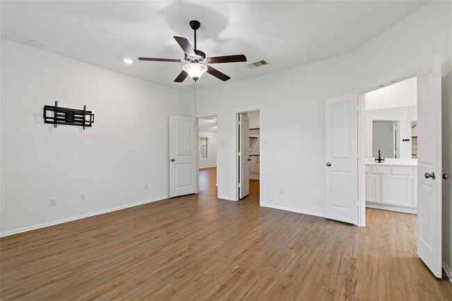 Building Photo - 4822 Penton Mdw Ln