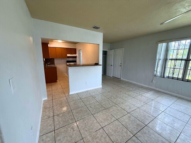 Building Photo - 2401 NW 170th St