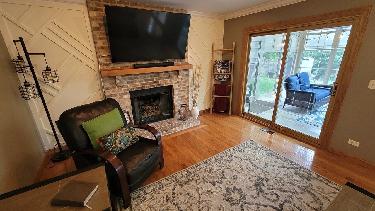 Building Photo - 3885 Thornberry Way