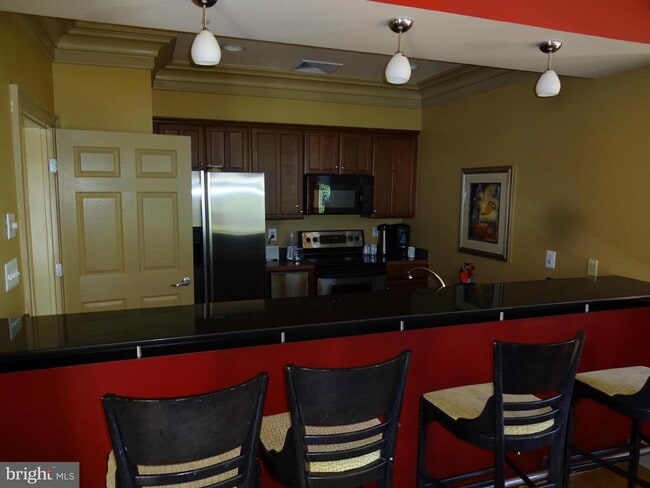 Building Photo - 21836 Jarvis Square