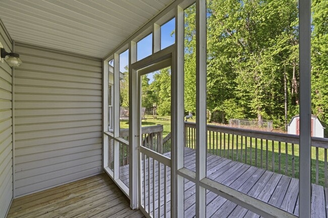 Building Photo - Spacious 4BR with Beautiful Backyard Retreat!