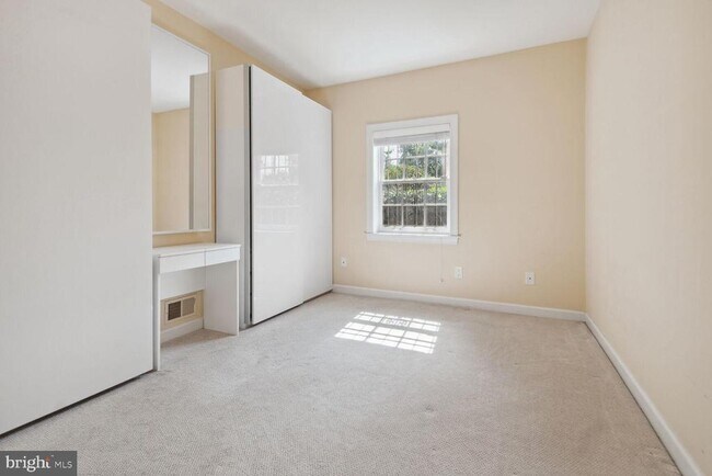 Building Photo - 5201 Westbard Ave
