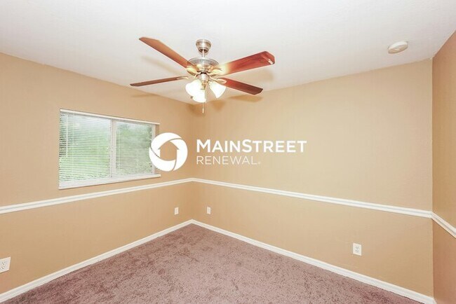 Building Photo - 3 Bedroom Pet-Friendly Home in North Port, FL with Main Street Renewal