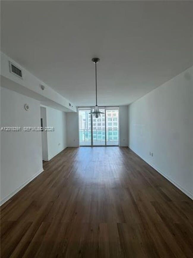 Building Photo - 951 Brickell Ave