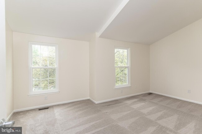 Building Photo - 310 Sedgwick Ct