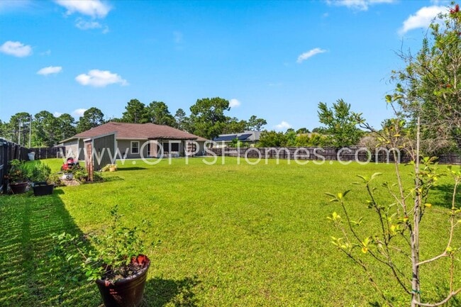 Building Photo - 8170 Tavira St