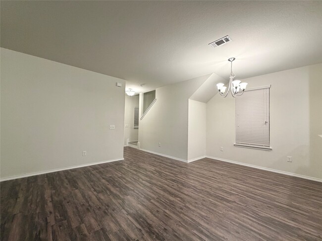 Building Photo - 6819 Dove Stone Dr