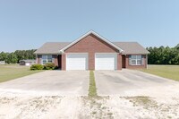 Building Photo - 119 Arabian Ln