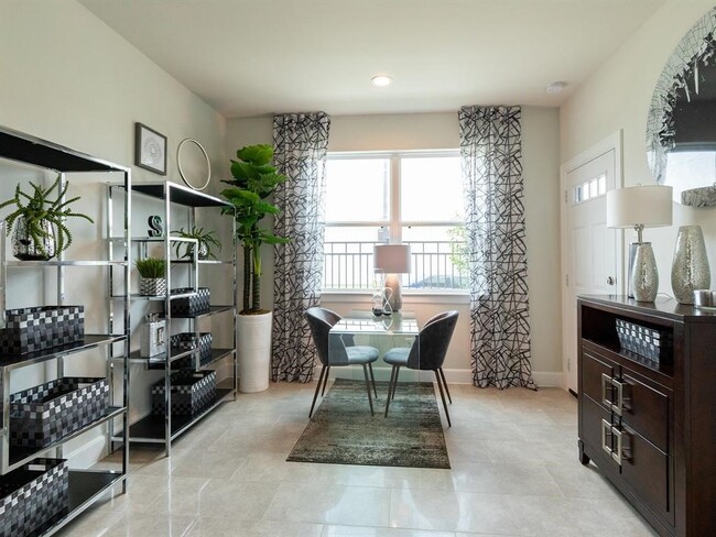 Building Photo - 3036 Charline