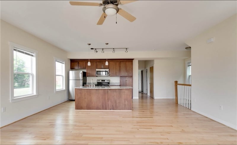 Building Photo - 1325 Porter St