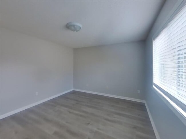 Building Photo - 7326 Lander Ave NE