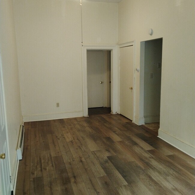 Building Photo - 56 3rd Ave