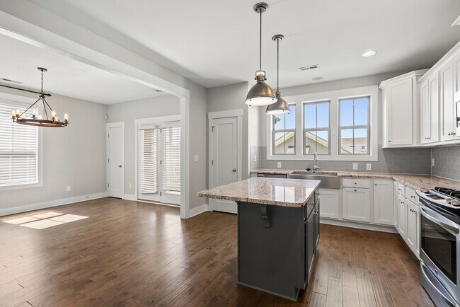 Building Photo - 1813 Iron Mill Dr