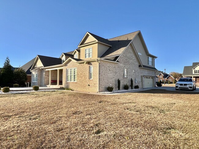 Building Photo - 3912 Dunhagan Rd