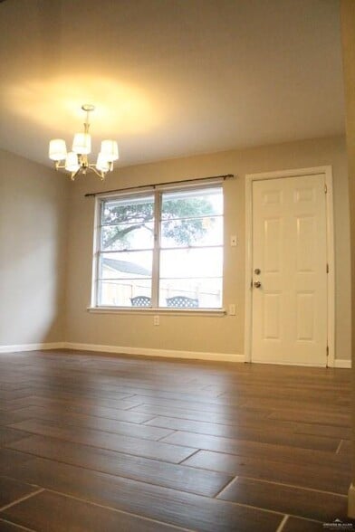 Building Photo - 2204 Camellia Ave