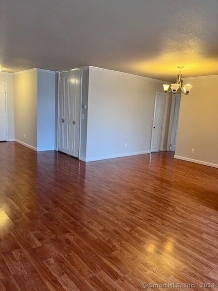 Building Photo - 65 Glenbrook Rd