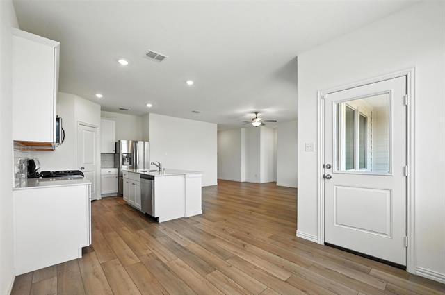 Building Photo - 3008 Chinkapin Ln