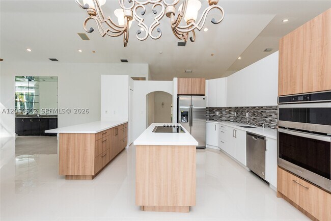 Building Photo - 8198 SW 84th Terrace
