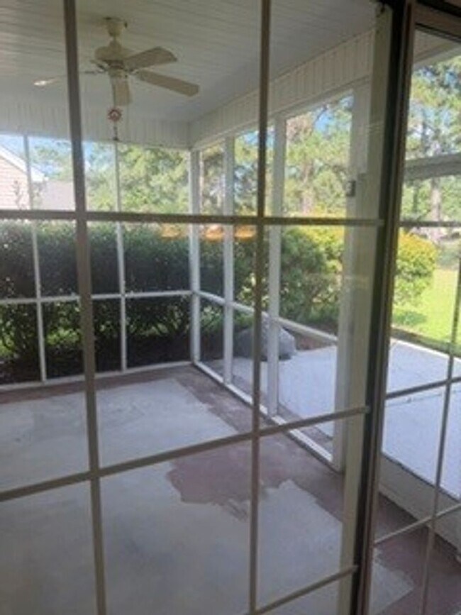 Building Photo - 120 Muirfield Dr