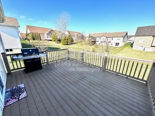 Building Photo - 304 Dalton Ct