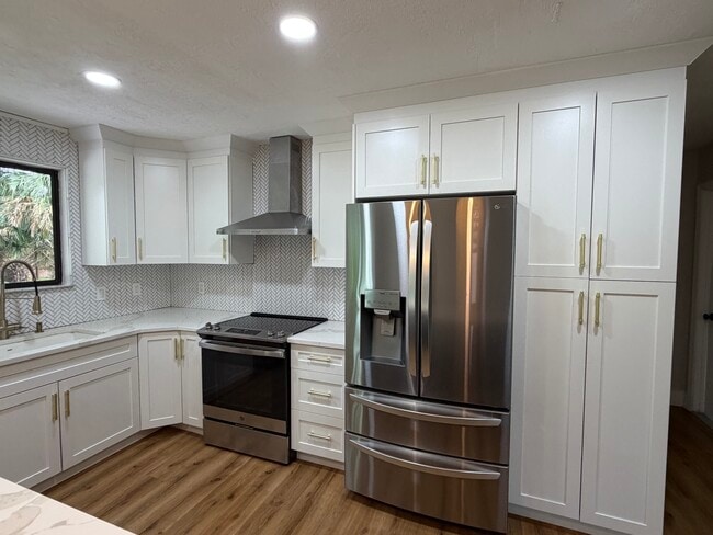 Building Photo - 2286 Swoope Dr