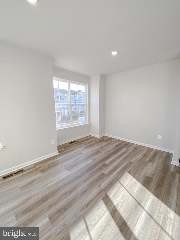 Building Photo - 141 Canning Rd