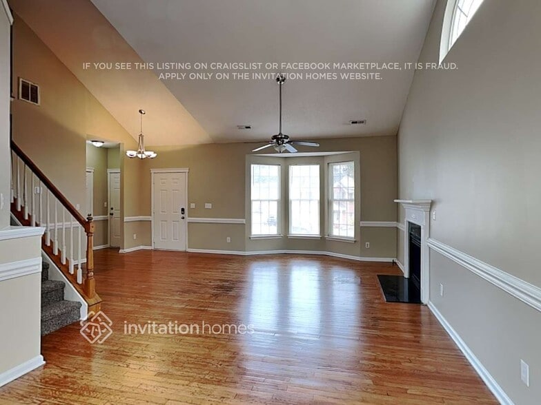 Building Photo - 4513 Hyperion Ct