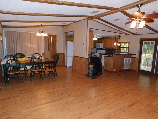 Bring Your Horse 9715 NW County - Bring Your Horse Alachua Fl Building Photo 