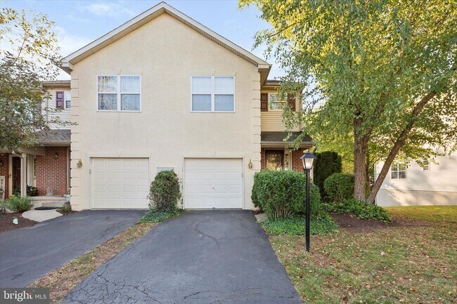 Building Photo - 125 Vernon Ct