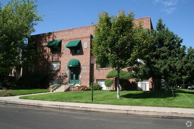 Primary Photo - 475-501 Garfield