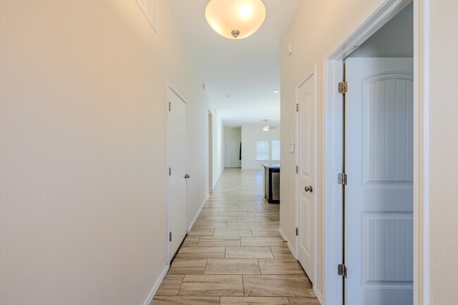 Building Photo - 1040 Indigo Sky St