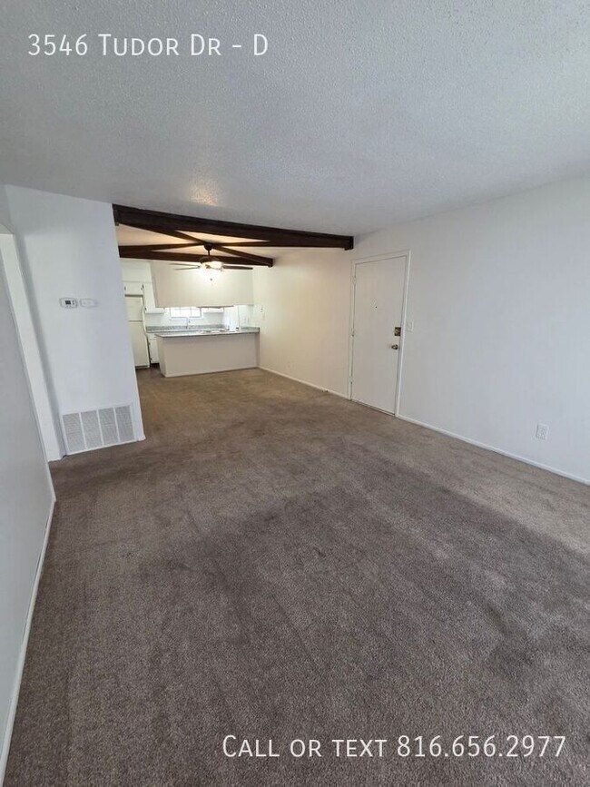Building Photo - 3546 Tudor Dr