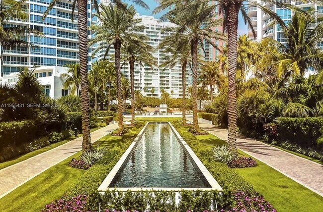 Building Photo - 50 South Pointe Dr