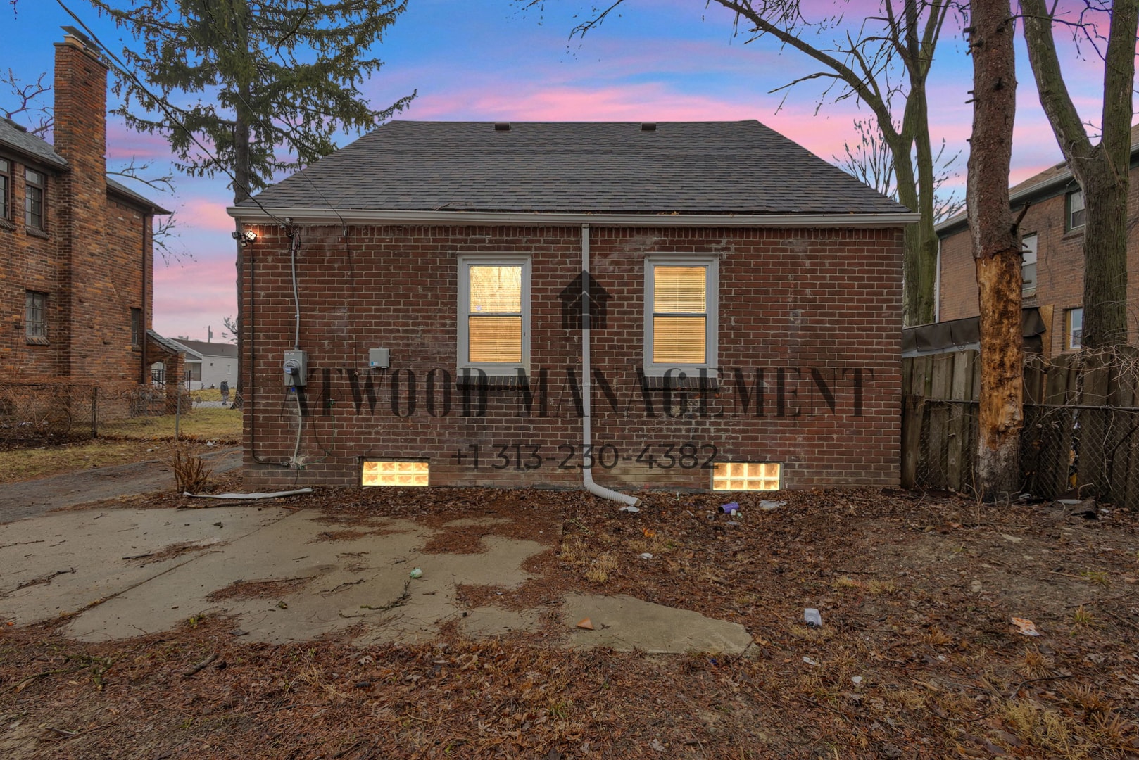 Building Photo - This beautifully updated 3-bedroom, 1-bath single-family home is ready for move-in!