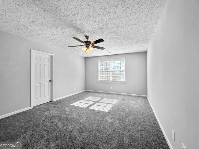 Building Photo - 1890 Tree Brooke Ln