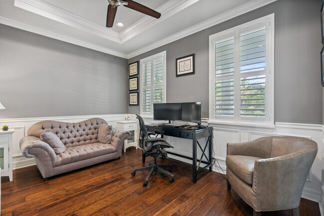Building Photo - 2815 Sunbury Dr