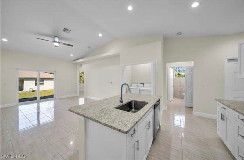 Building Photo - 2118 Zaharihas Dr