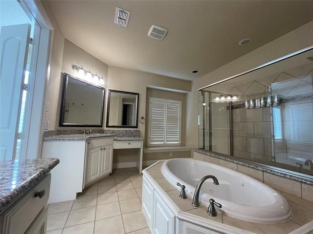 Building Photo - 8705 Verona Dr