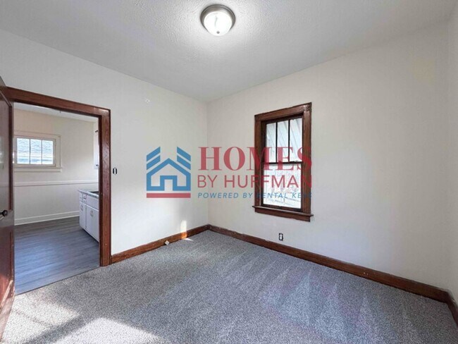 Building Photo - 1116 Marshall Ave