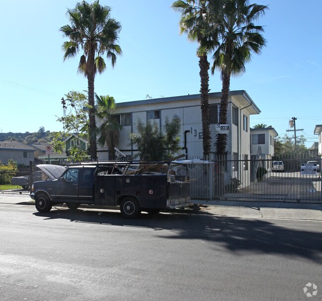 Building Photo - 130-136 E Avenue 42