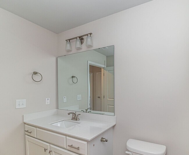 Building Photo - 110 Isleworth Ct