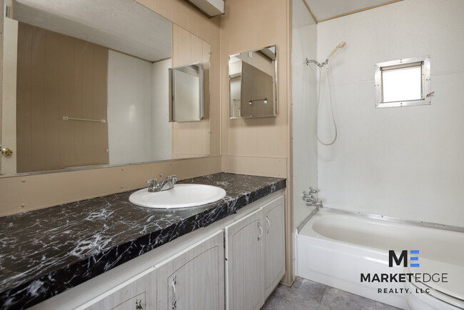 Building Photo - Mobile Home In Mesa! JOIN THE WAITLIST!