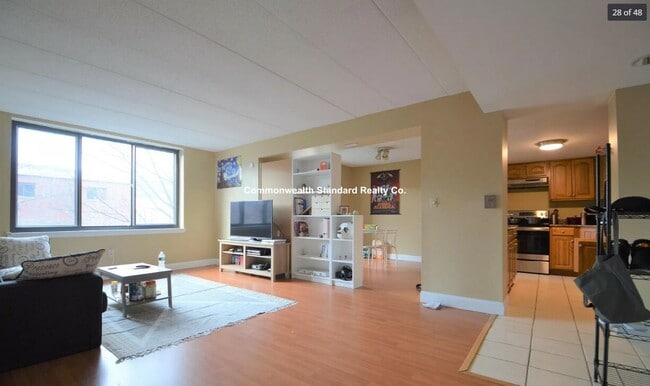 Building Photo - 85 Brainerd Rd