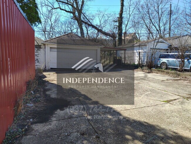 Building Photo - 420 Delaware Ave