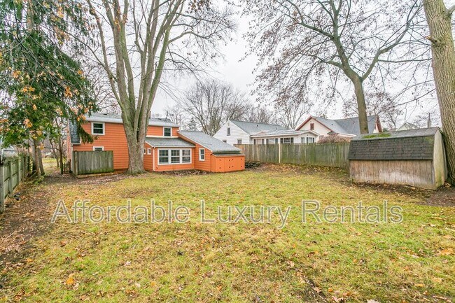 Building Photo - 805 N Landing Rd