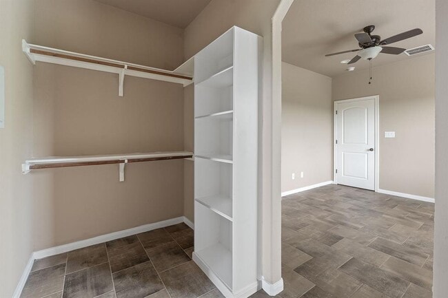 Building Photo - 134 Honopu Dr
