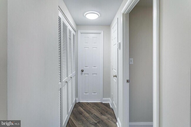 Building Photo - 1621 T St NW