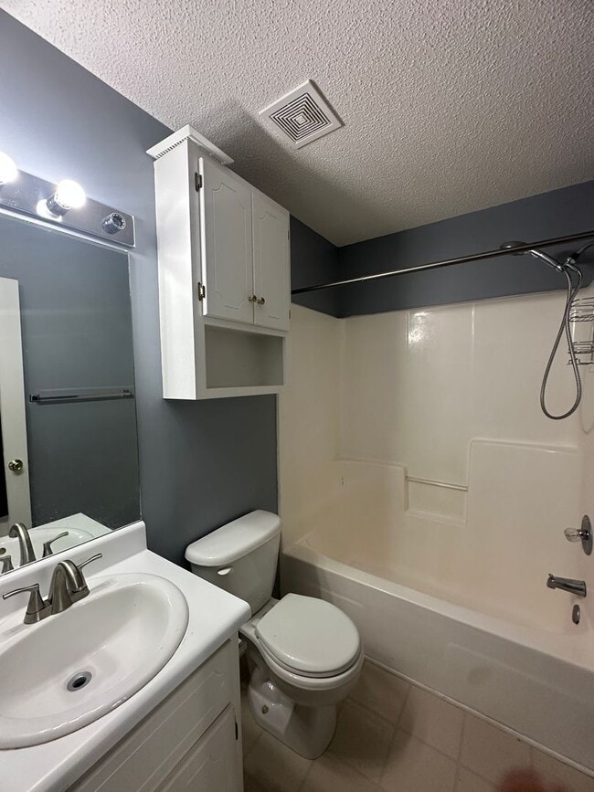 Building Photo - Dunwoody Subdivision