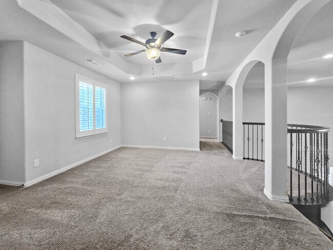 Building Photo - Immaculate 4-Bedroom Home with Luxury Upgr...