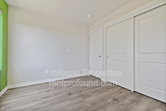 Building Photo - 13086 SW Aubergine Ter